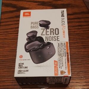 JBL Tune Buds- Used With Original Packaging